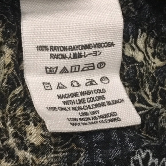 💎 Free People asymmetric floral ruffle blouse - Picture 7 of 8